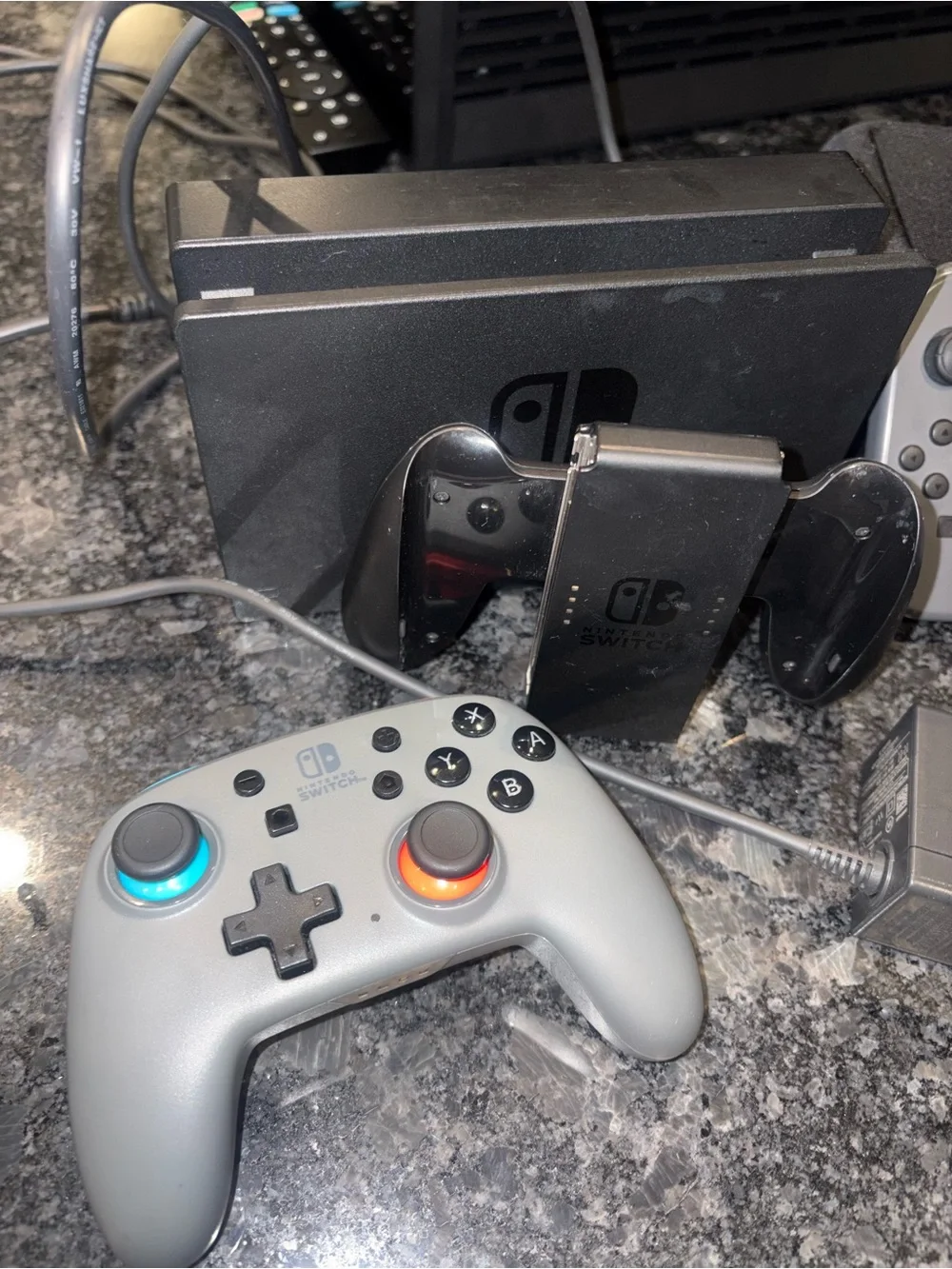 Nintendo Switch Console Bundle with Gray Joy‑Con and Silver/Gray Pro Controller